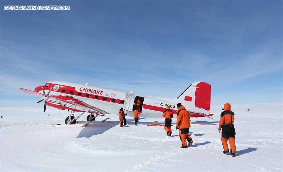 CHINA-ANTARCTICA-ZHONGSHAN STATION-AIRPLANE TRIAL FLIGHT (CN)