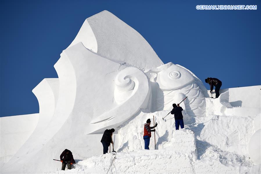 CHINA-HARBIN-SNOW SCULPTURE (CN) 