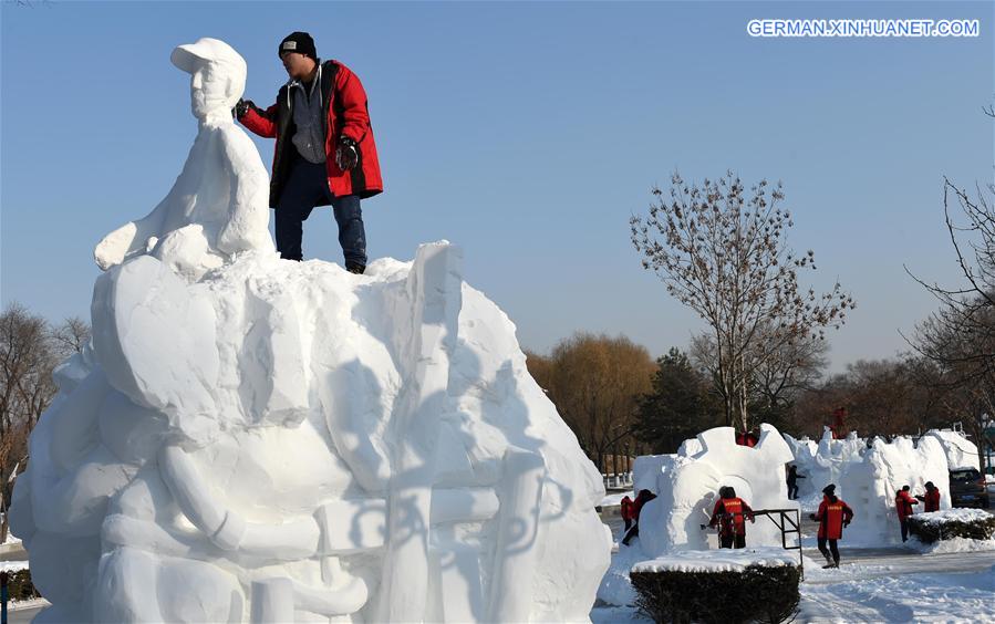 CHINA-HARBIN-SNOW SCULPTURE (CN)