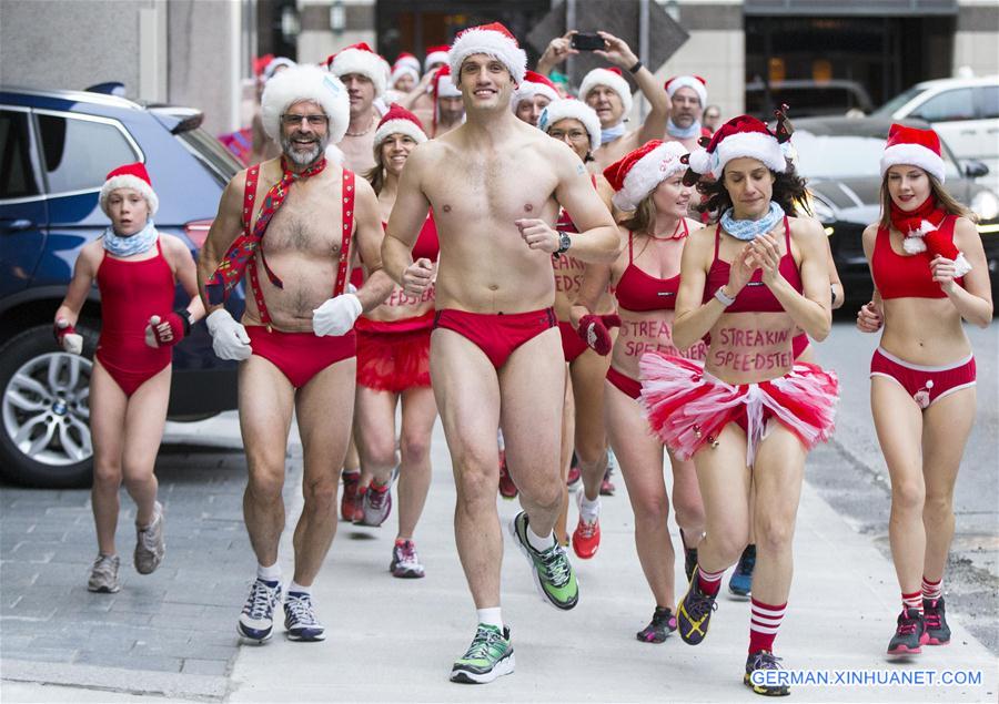 CANADA-TORONTO-SANTA SPEEDO RUN