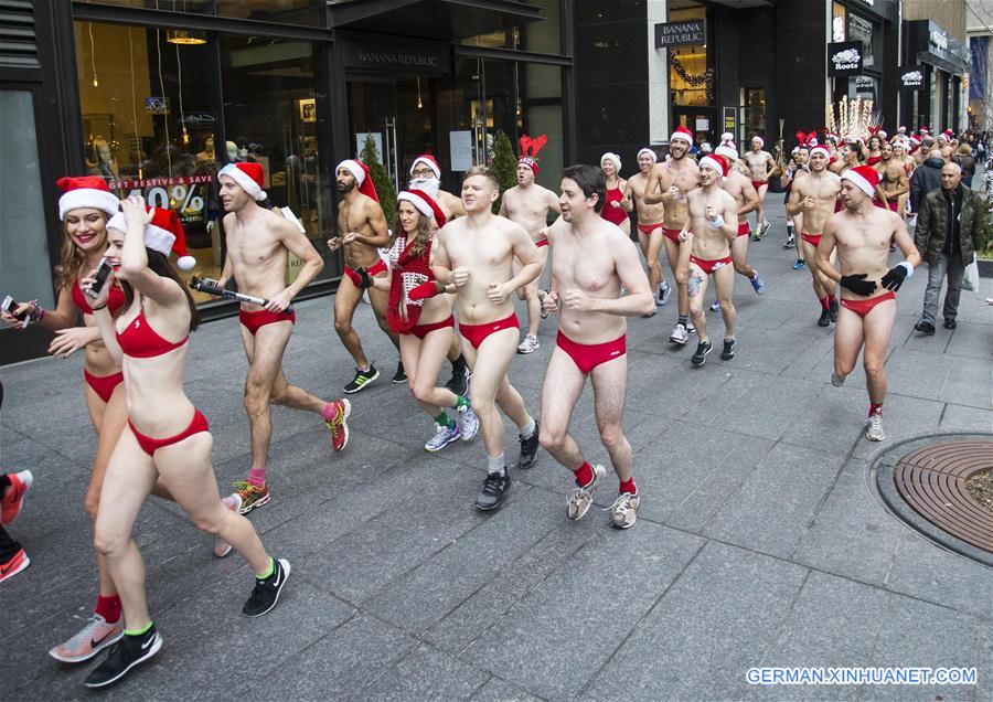 CANADA-TORONTO-SANTA SPEEDO RUN