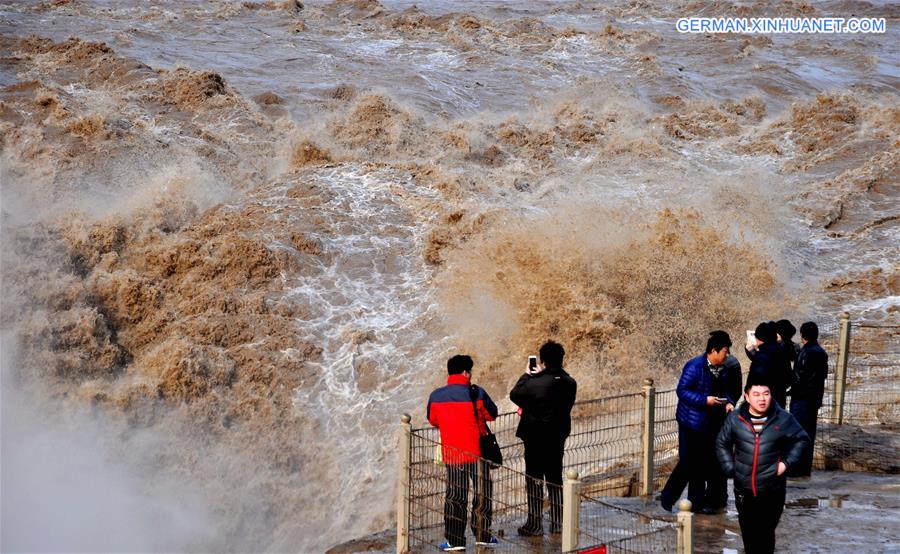 #CHINA-SHANXI-JIXIAN-HUKOU WATERFALL (CN)