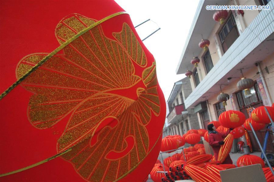 #CHINA-SHANXI-YUNCHENG-RED LANTERNS (CN)