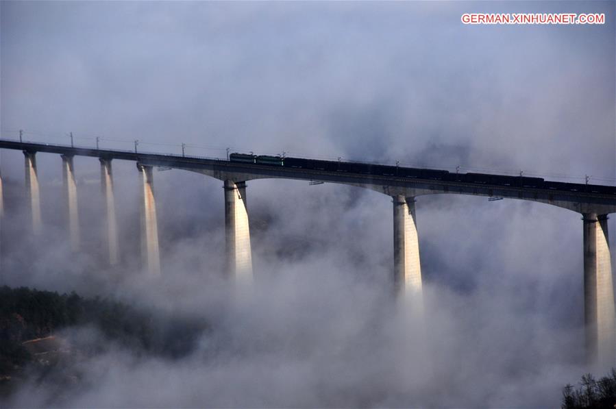 #CHINA-GUIZHOU-LIZIGOU BRIDGE (CN)