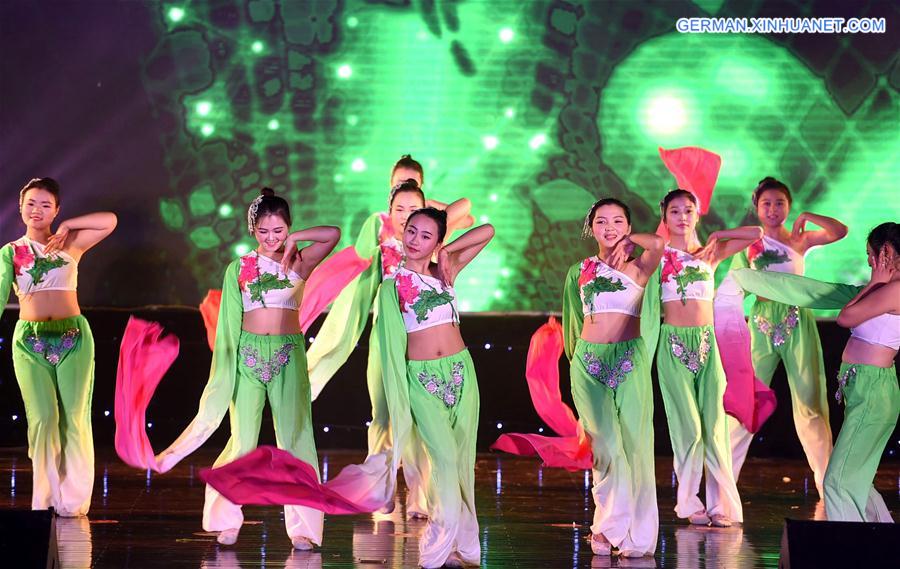 #CHINA-BOZHOU-NEW YEAR-THEATRICAL PERFORMANCE(CN)