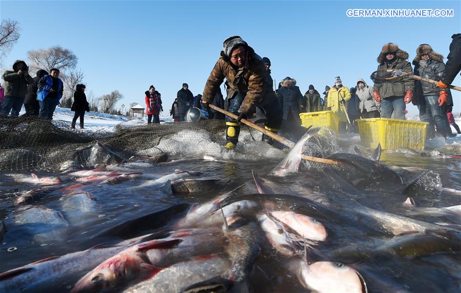 CHINA-HARBIN-WINTER FISHING (CN)