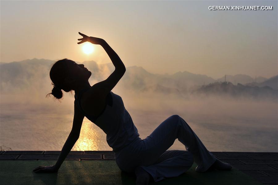 #CHINA-HUBEI-YOGA(CN)