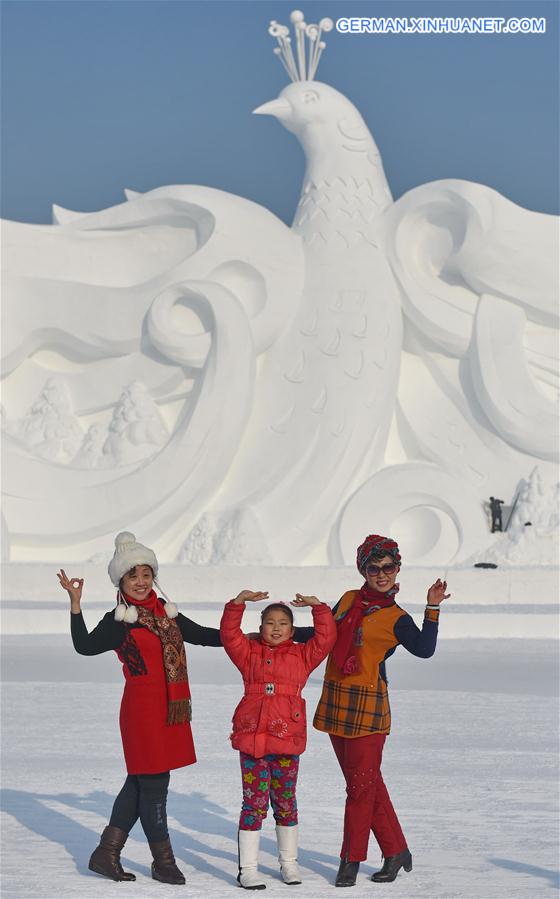 CHINA-JILIN-CHANGCHUN-SNOW SCULPTURES (CN)