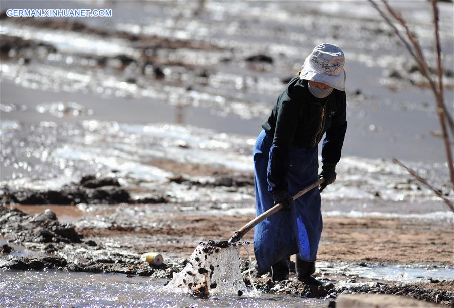 CHINA-TIBET-AGRICULTURE-WINTER IRRIGATION (CN)