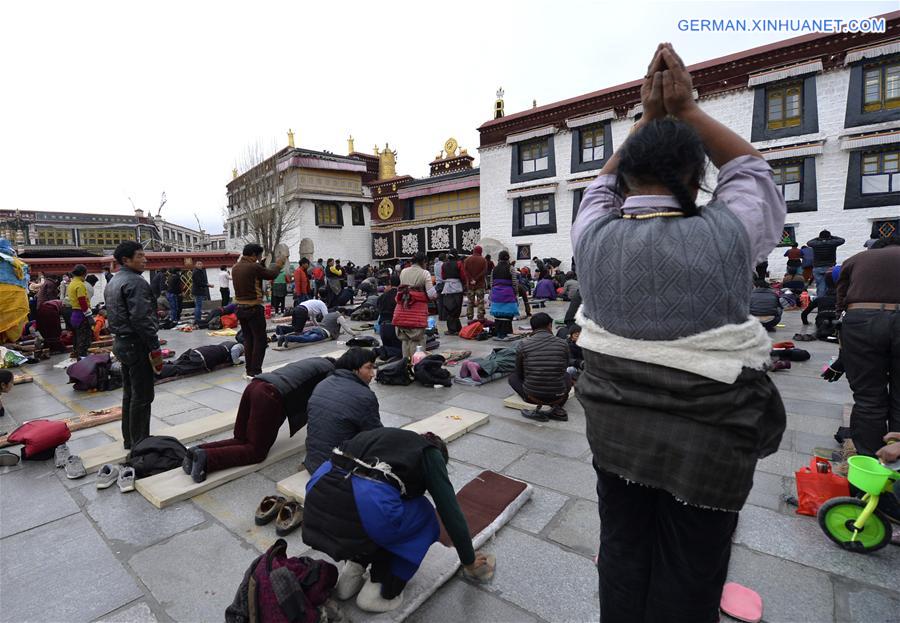 CHINA-LHASA-PRAY (CN)