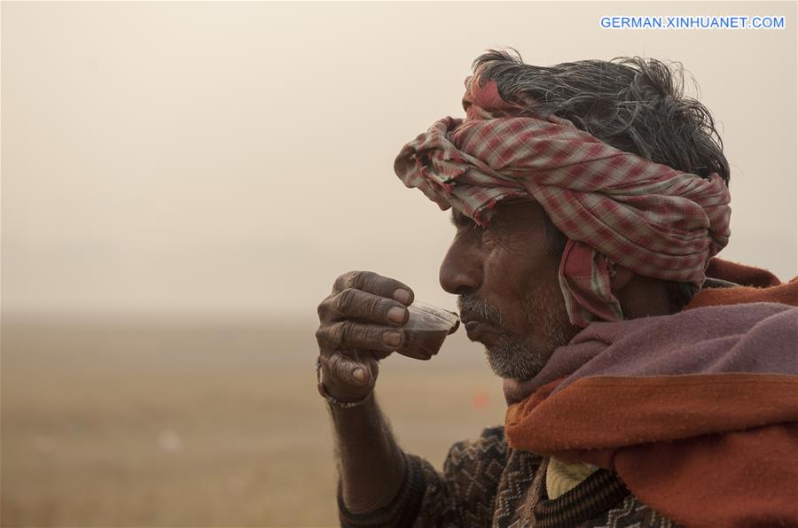 Weekly Choices of Xinhua Photo (Dec. 27, 2015-Jan. 3, 2016) 