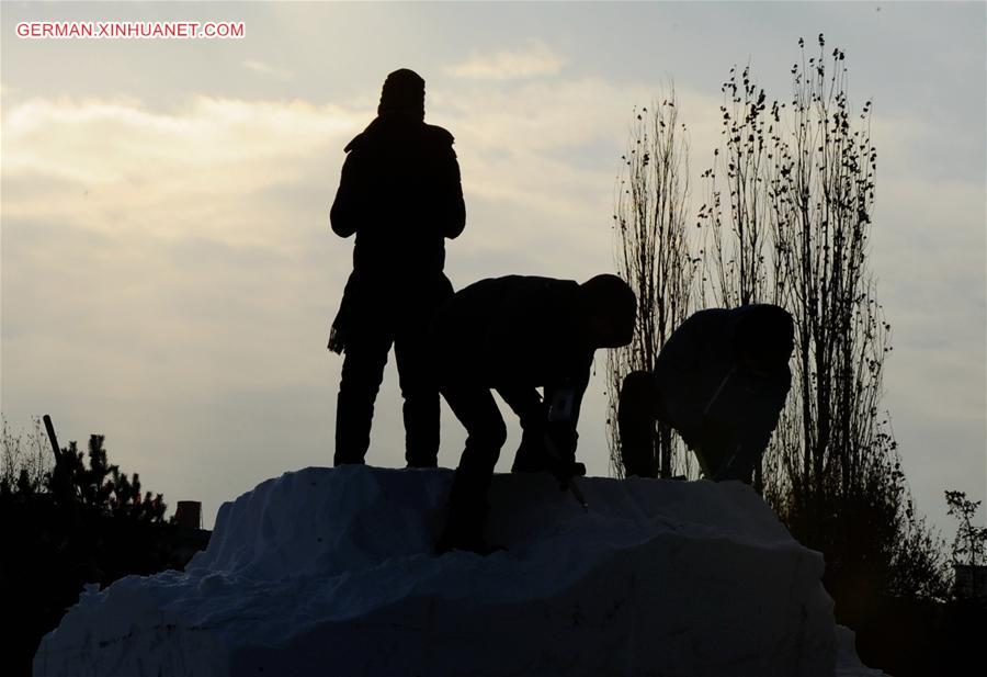 CHINA-HARBIN-SNOW SCULPTURE-CONTEST (CN) 