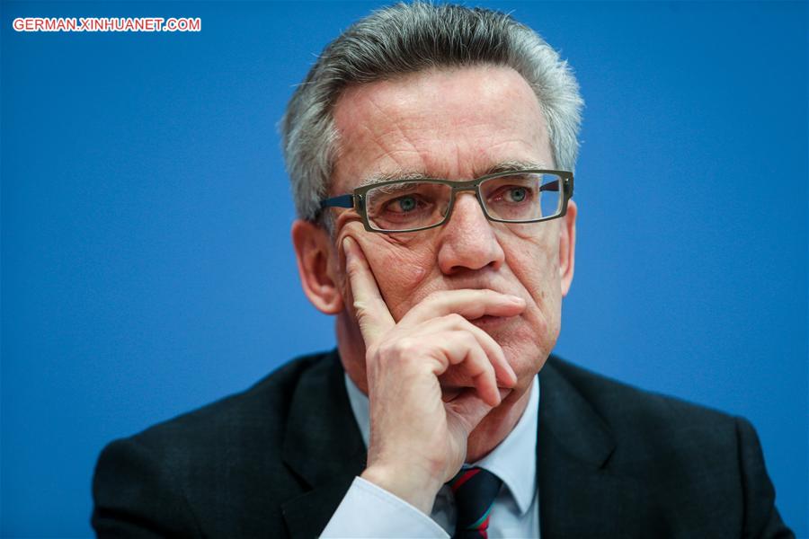 GERMANY-BERLIN-REFUGEE-INTERIOR MINISTER-DE MAIZIERE