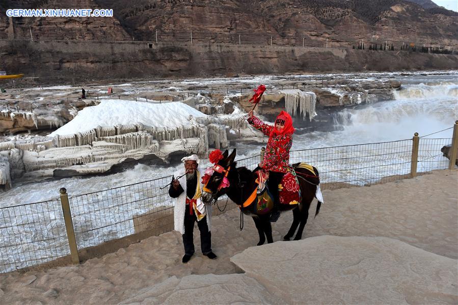 CHINA-YELLOW RIVER-HUKOU WATERFALL-FROZEN SCENERY(CN)