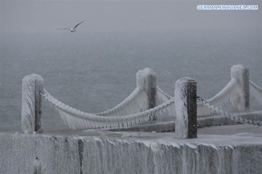 #CHINA-SHANDONG-YANTAI-ICICLES (CN)