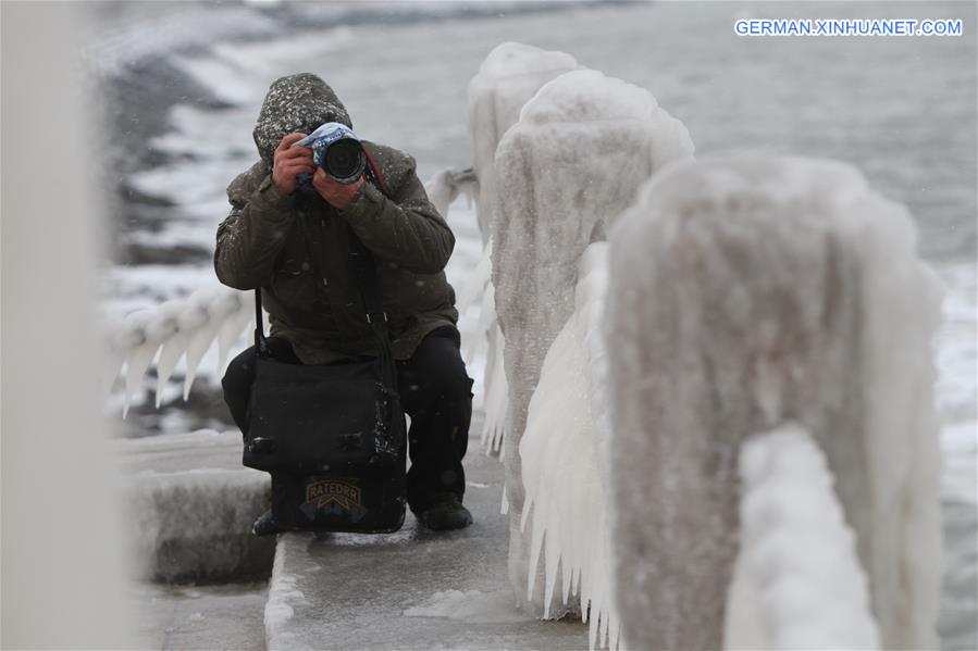 #CHINA-SHANDONG-YANTAI-ICICLES (CN)