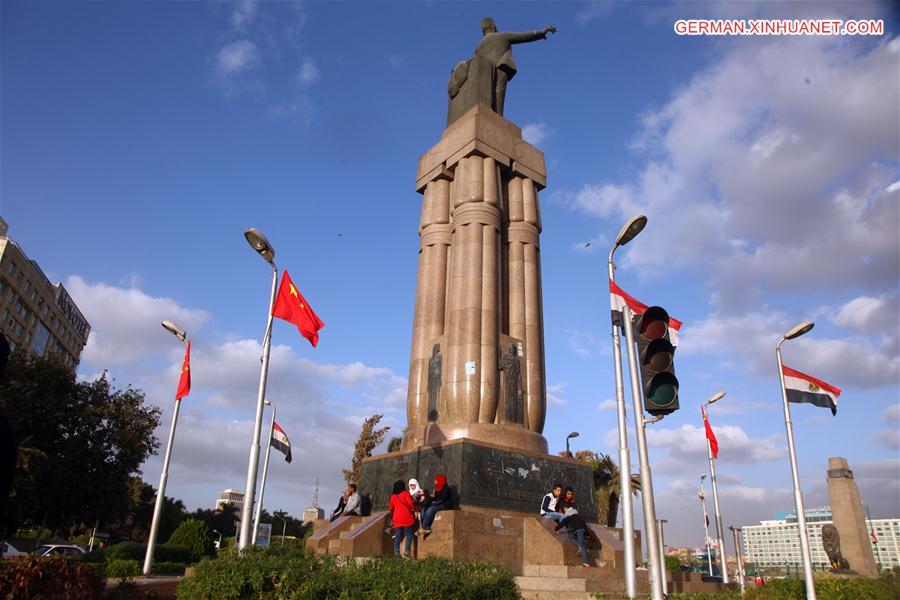 EGYPT-CAIRO-CHINA-NATIONAL FLAGS