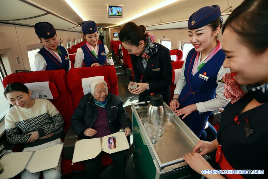 CHINA-XI'AN-CRH-FLIGHT-EXCHANGE EXPERIENCE (CN)