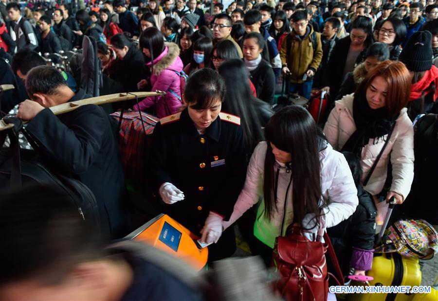 CHINA-SPRING FESTIVAL-TRAVEL RUSH-ABOUT TO BEGIN (CN)