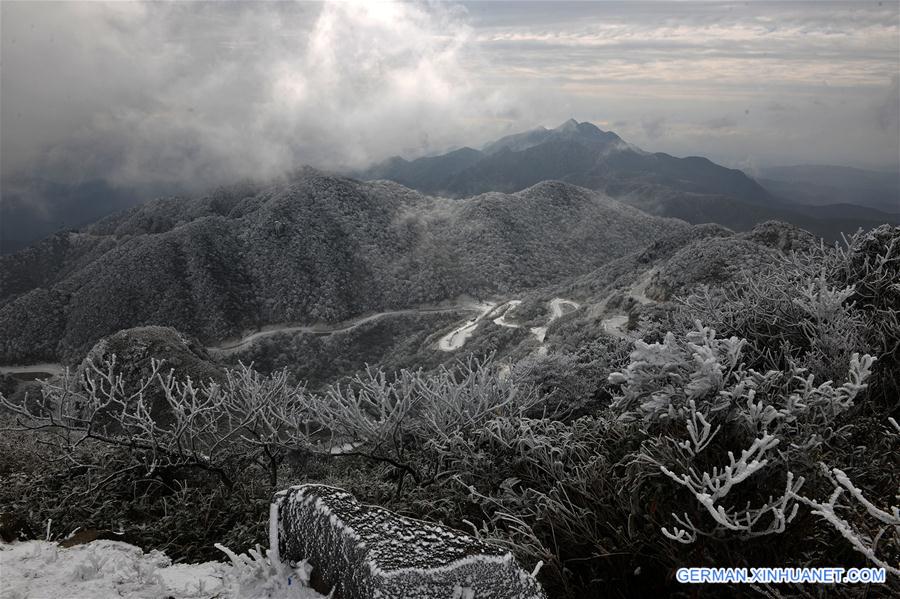 CHINA-COLD FRONT-SNOW SCENERY (CN)