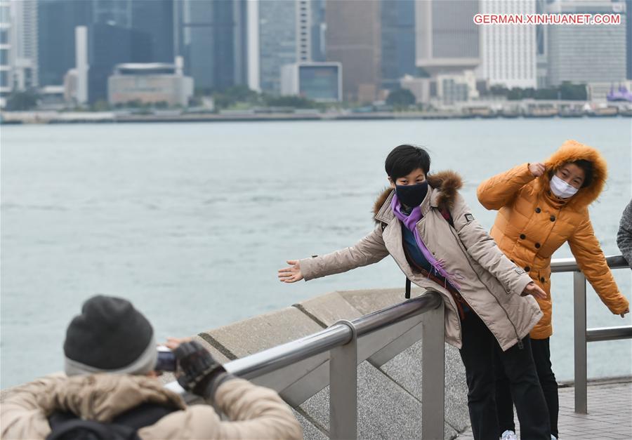 #CHINA-HONG KONG-COLD WEATHER (CN)