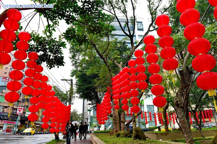 CHINA-TAIWAN-SPRING FESTIVAL-DECORATION (CN)