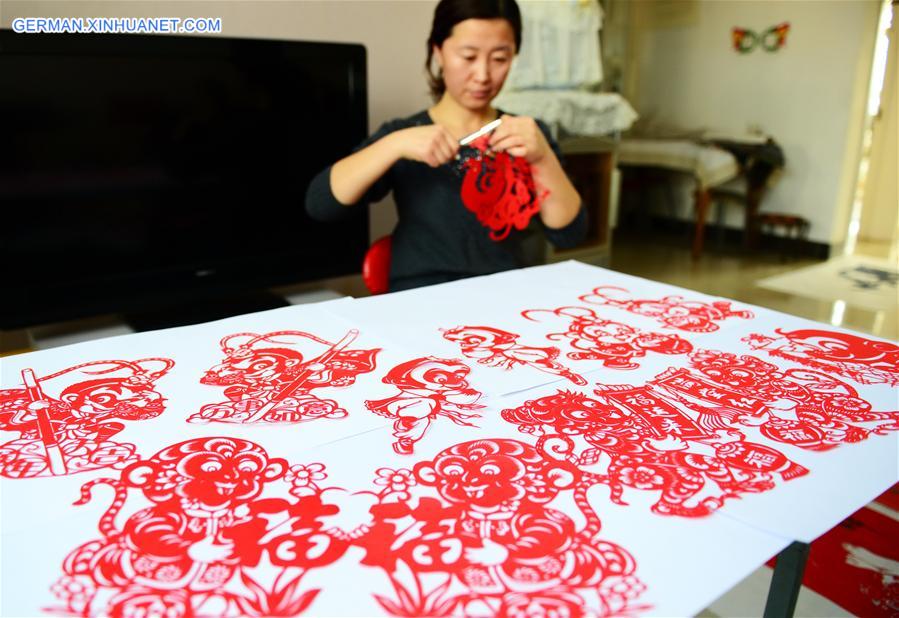 CHINA-HEBEI-SPRING FESTIVAL-PAPER-CUTTING (CN)