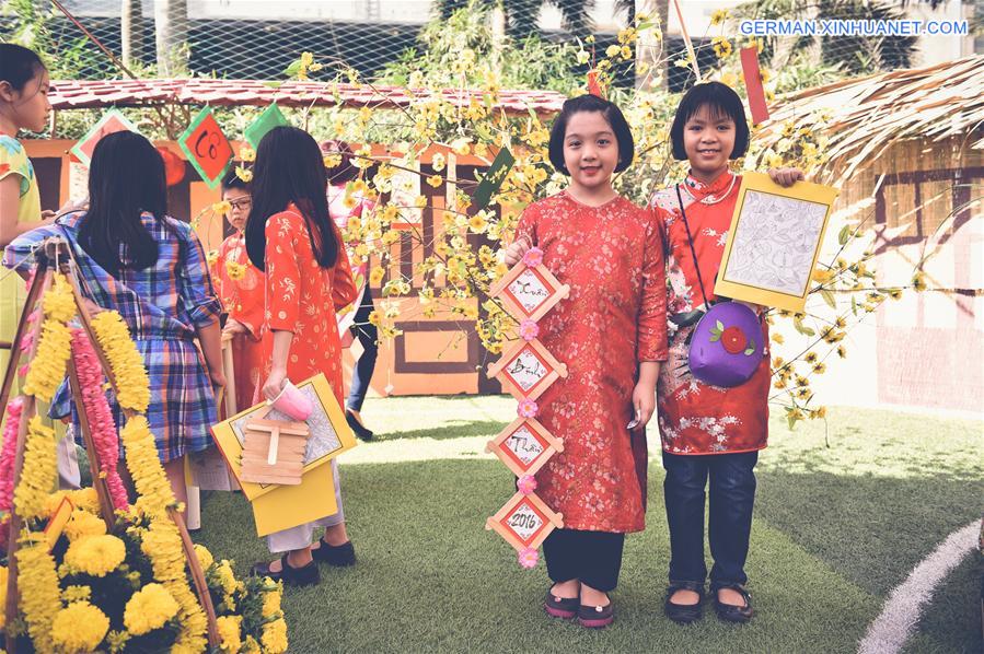 VIETNAM-HO CHI MINH CITY-SCHOOL-WELCOMING TET