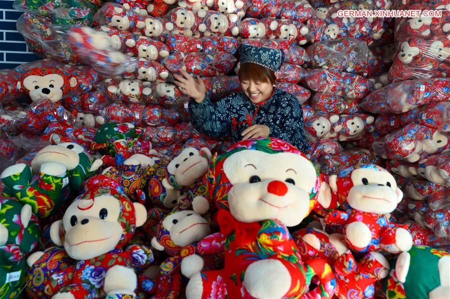 CHINA-SHANDONG-WEIFANG-FABRIC MONKEY DOLLS (CN)