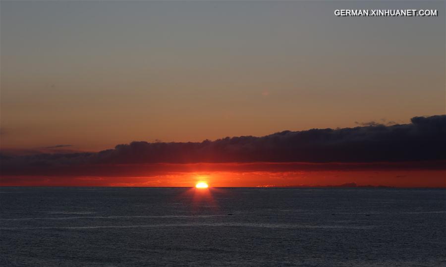 ANTARCTICA-XUELONG-ROSS SEA-SCENERY (CN)