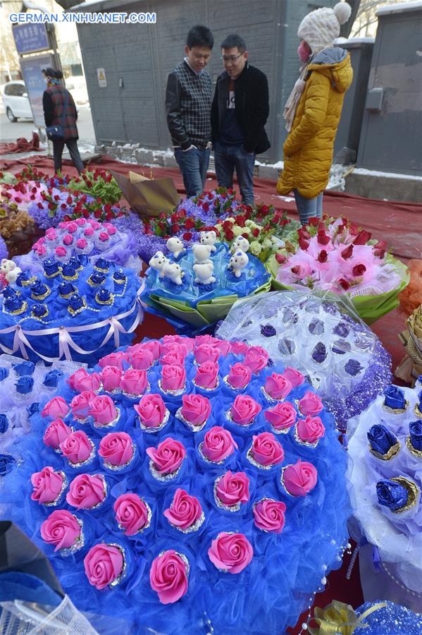 CHINA-NINGXIA-YINCHUAN-VALENTINE'S DAY-BOUQUETS (CN)