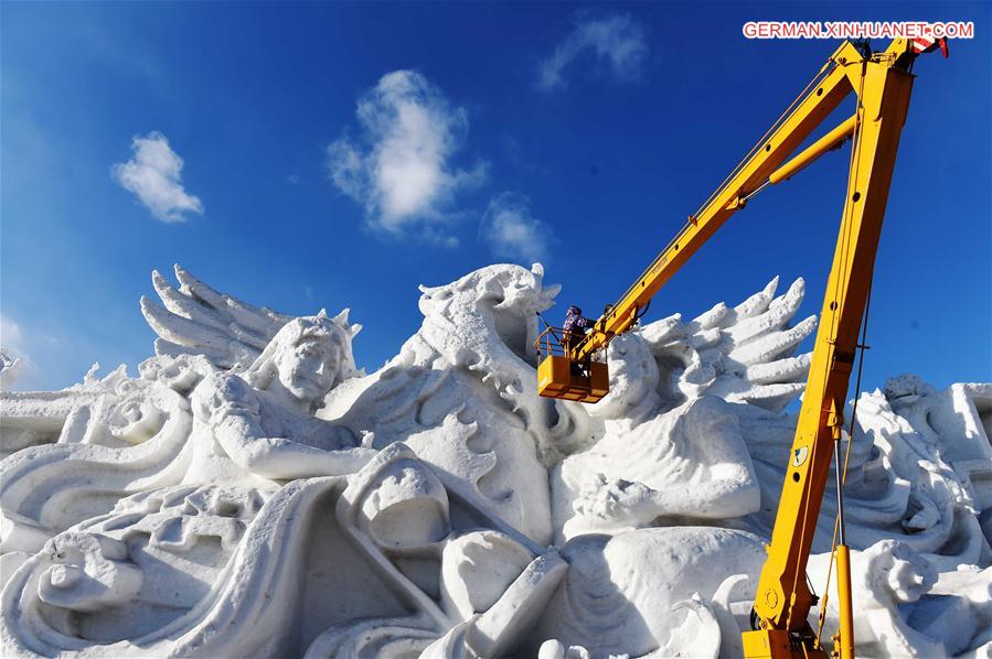 CHINA-HARBIN-SNOW SCULPTURE EXPO-FIXING(CN)