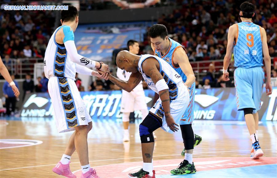 （体育）（2）篮球——CBA季后赛：北京首钢不敌新疆