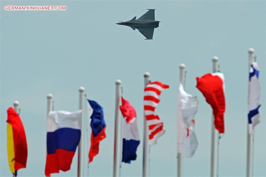 SINGAPORE-AIRSHOW