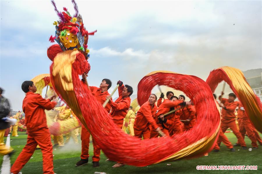 CHINA-GUIZHOU-YILAO ETHNIC GROUP-DRAGON DANCE (CN)