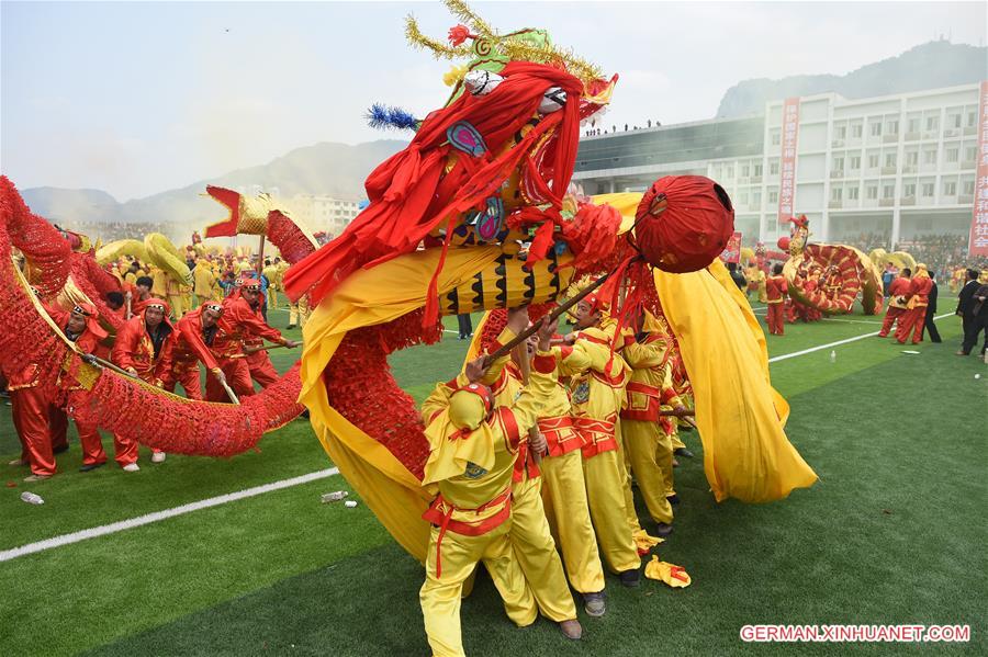CHINA-GUIZHOU-YILAO ETHNIC GROUP-DRAGON DANCE (CN)