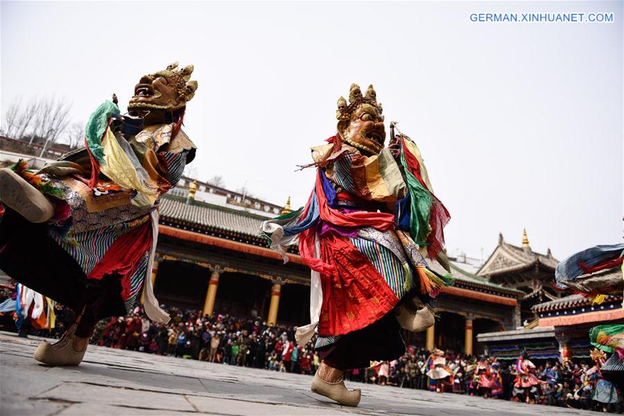 CHINA-XINING-KUMBUM MONASTERY-RELIGIOUS RITUAL (CN)