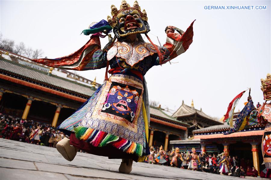 CHINA-XINING-KUMBUM MONASTERY-RELIGIOUS RITUAL (CN)