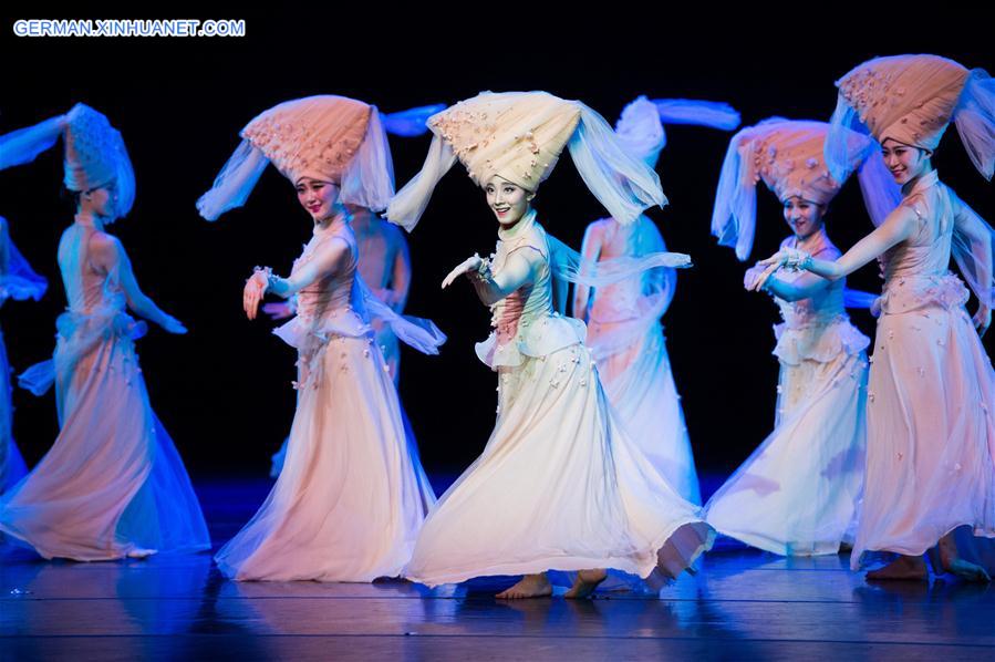 CHINA-MACAO-CULTURES OF CHINA-FESTIVAL OF SPRING-GALA (CN)