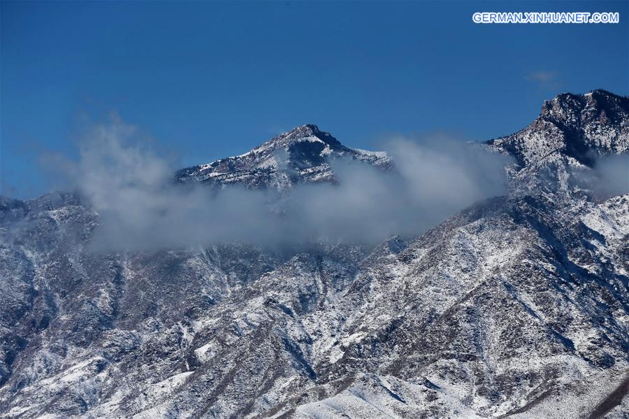 CHINA-YINCHUAN-SNOW-SCENERY(CN)*