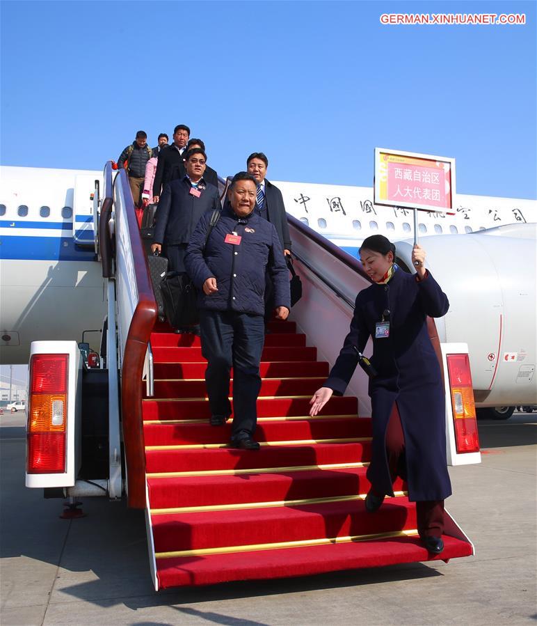 (TWO SESSIONS)CHINA-BEIJING-NPC DEPUTIES-ARRIVAL (CN) 