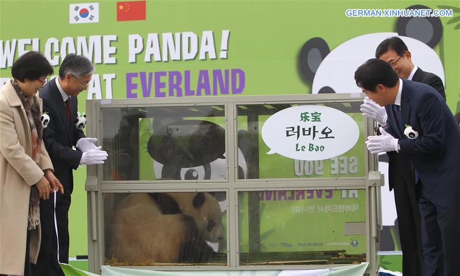 SOUTH KOREA-INCHEON-CHINA-GIANT PANDAS-ARRIVAL