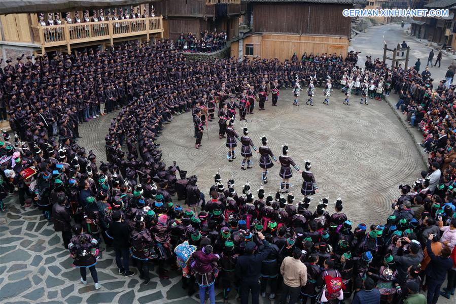 #CHINA-GUIZHOU-FOLK PERFORMANCE (CN)