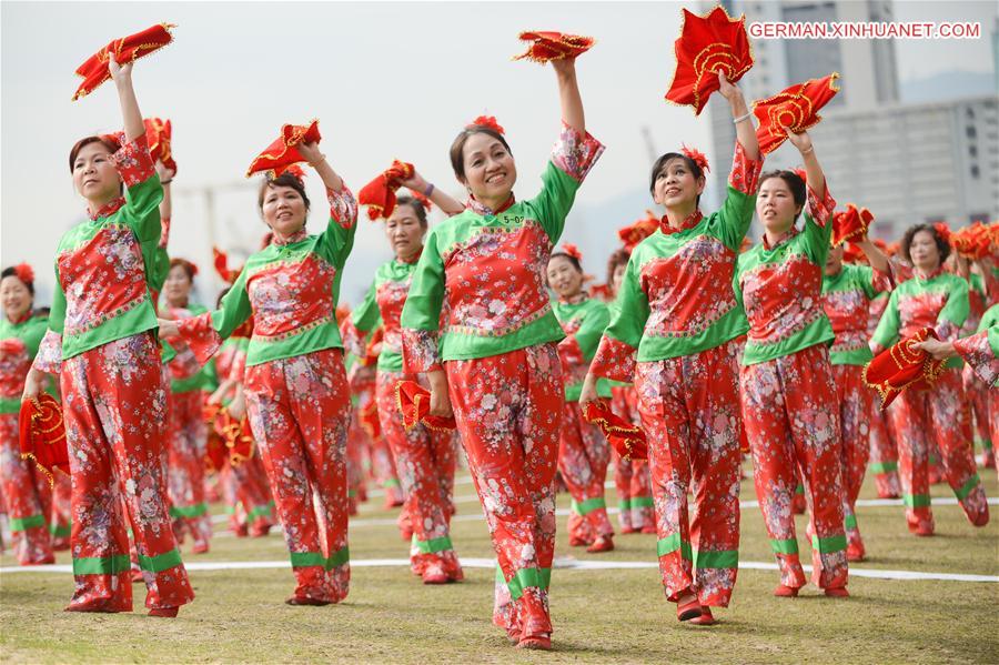 CHINA-HONG KONG-YANGGE DANCE-GUINNESS WORLD RECORDS (CN)