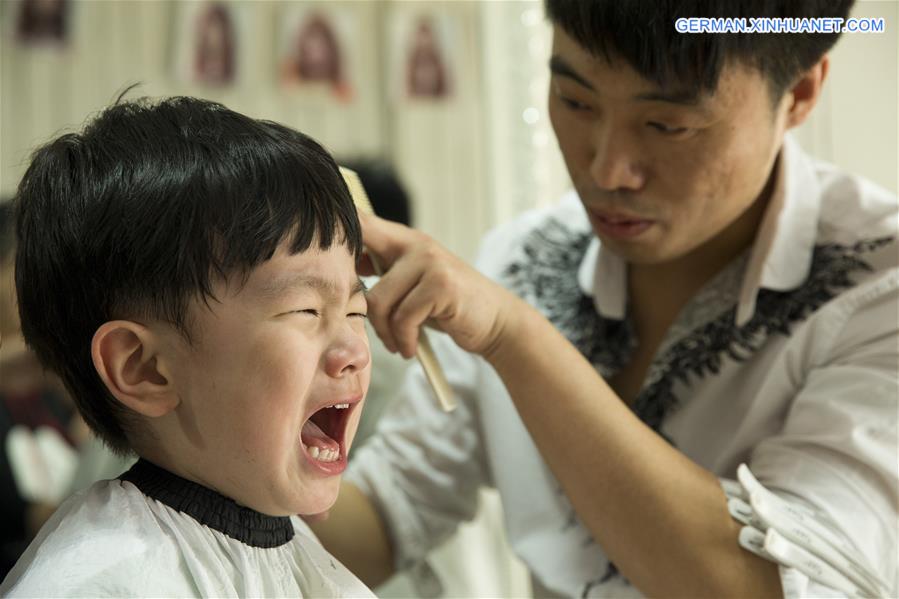 #CHINA-LONGTAITOU FESTIVAL-HAIRCUT (CN)