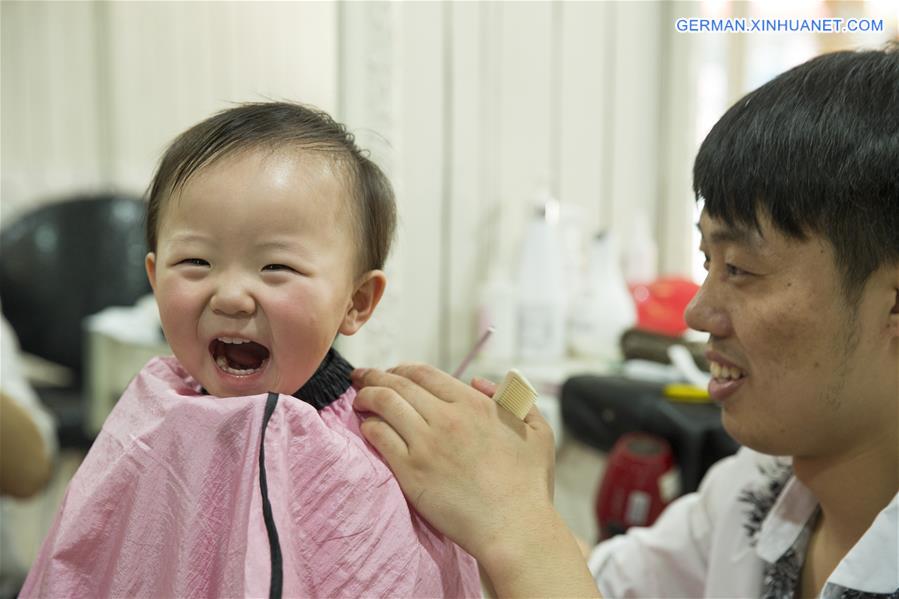 #CHINA-LONGTAITOU FESTIVAL-HAIRCUT (CN)