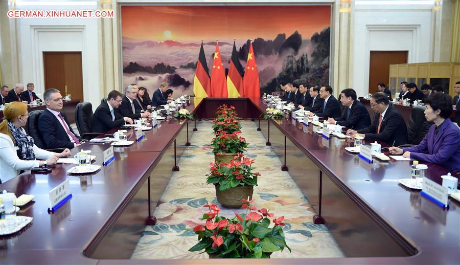 CHINA-BEIJING-LI KEQIANG-GAUCK-MEETING (CN)