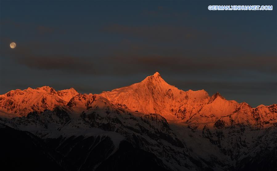 CHINA-YUNNAN-MEILI SNOW MOUNTAINS (CN)