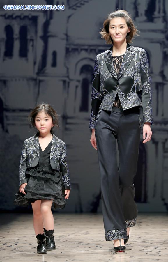 CHINA-BEIJING-FASHION WEEK (CN)