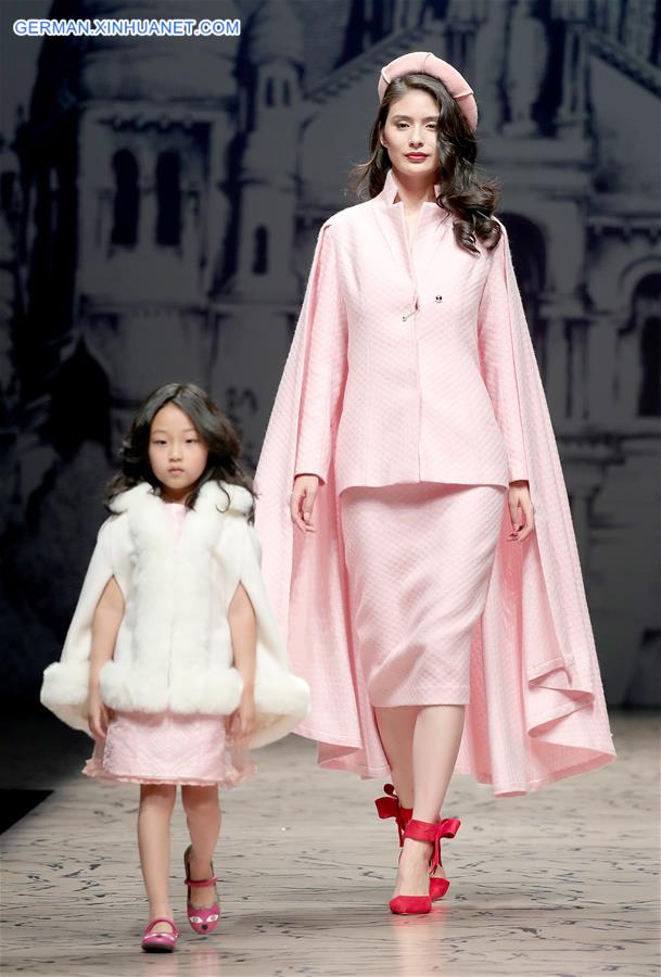 CHINA-BEIJING-FASHION WEEK (CN)